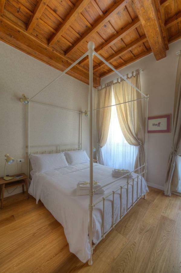 Bed and Breakfast Assaporarte à Florence Extérieur photo